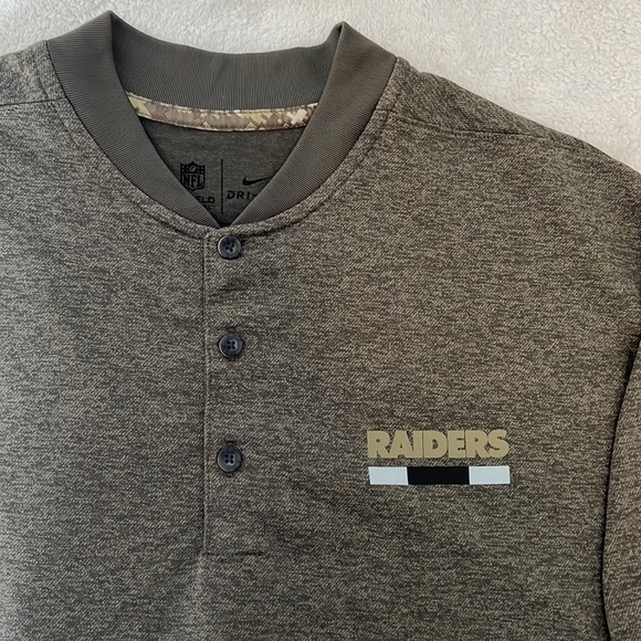 Nike Dri-Fit Salute to Service Las Vegas Raiders Henley Tee - Picture 2 of 10